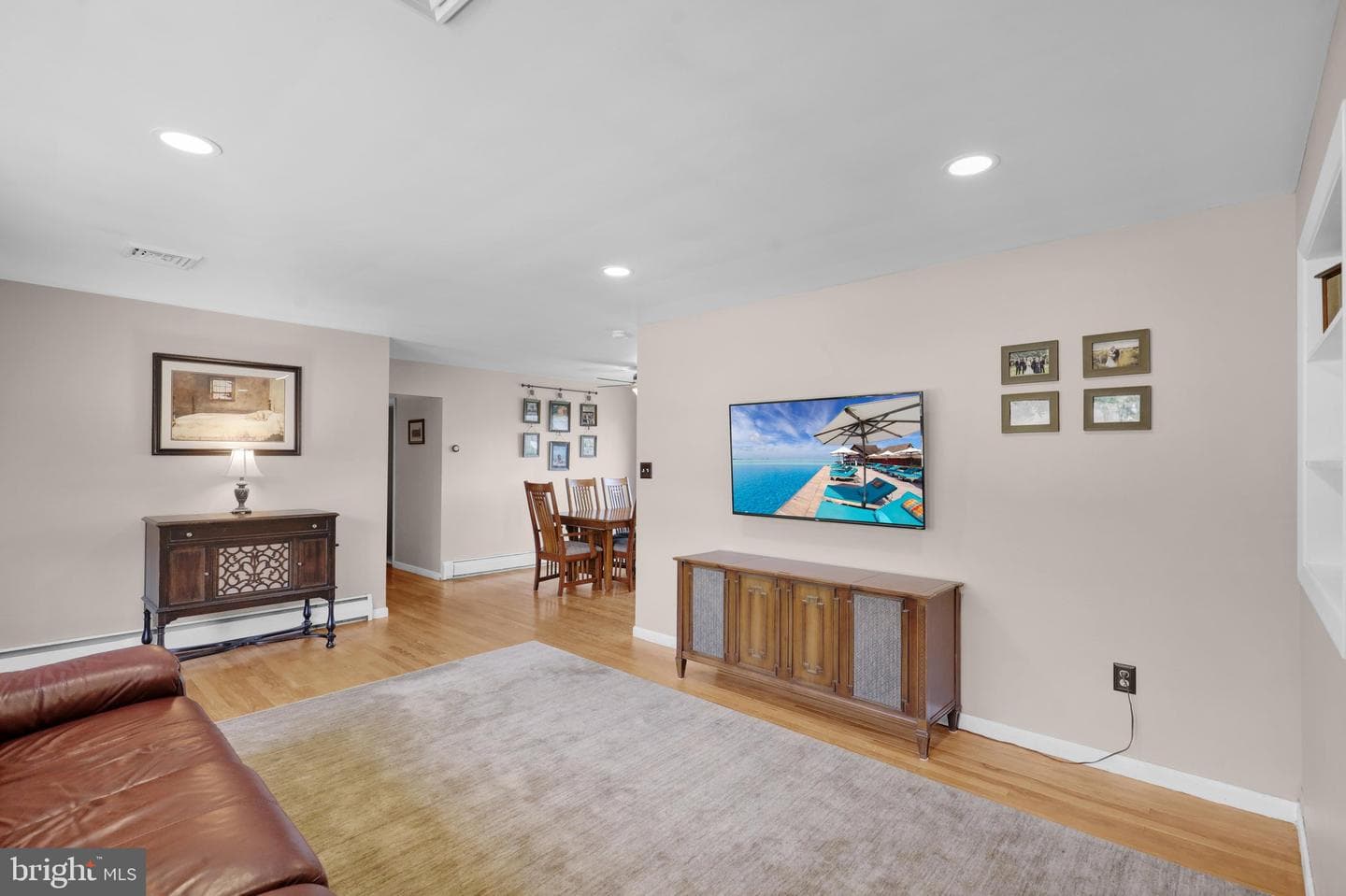 33 Lawndale Road photo 7