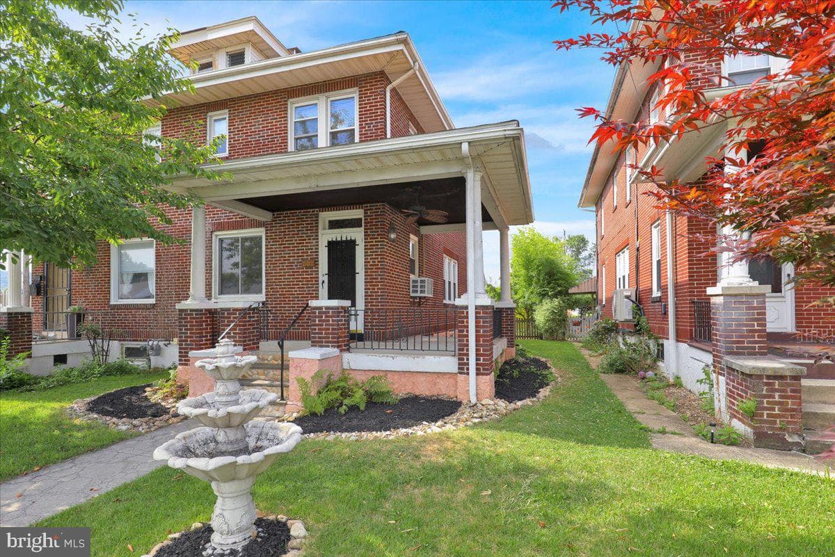 202 Madison Avenue, Laureldale