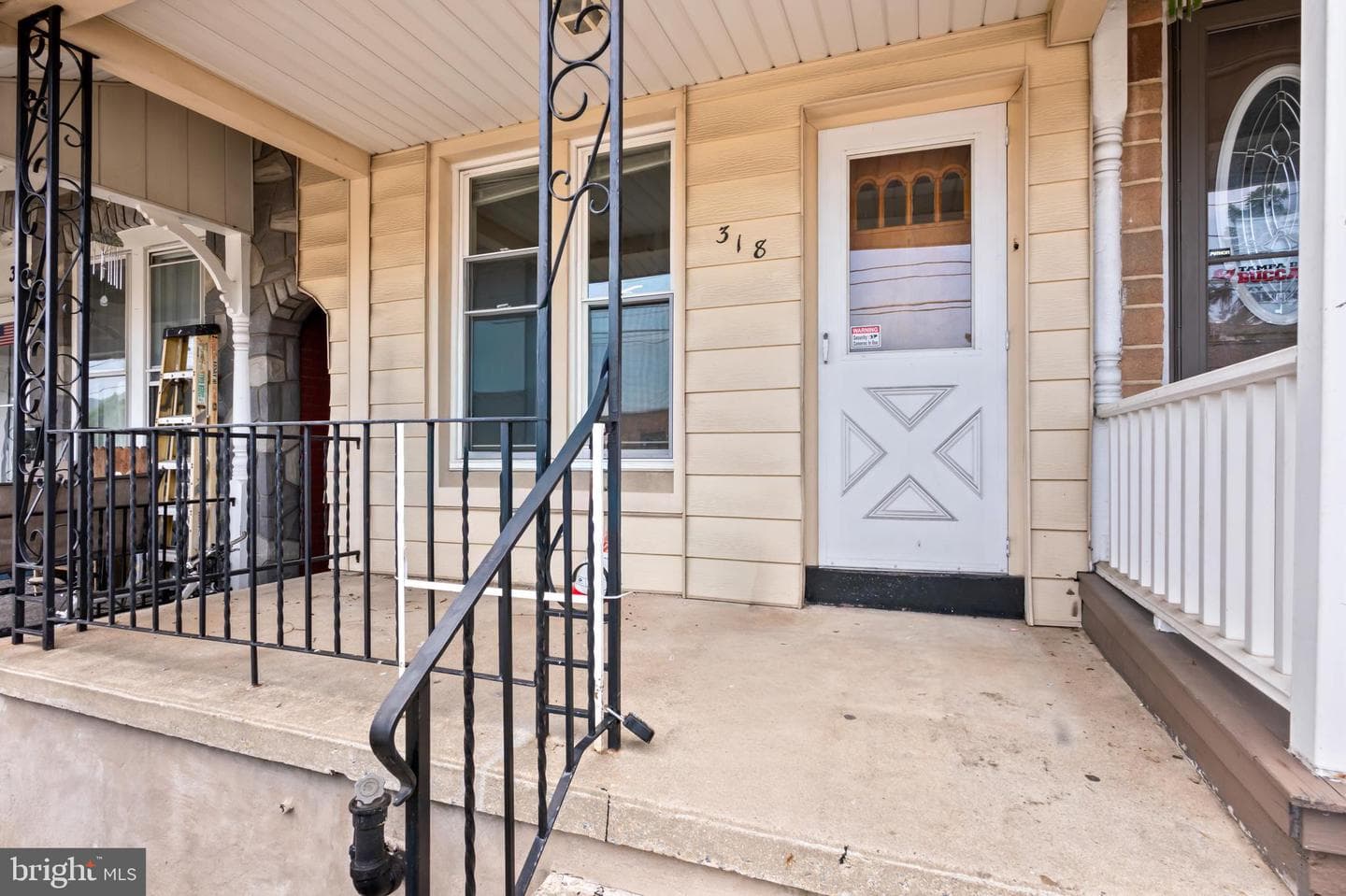 318 Franklin Street photo 4