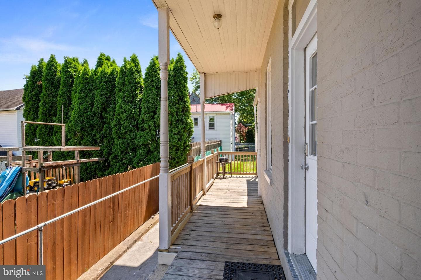 414 W Walnut Street photo 20