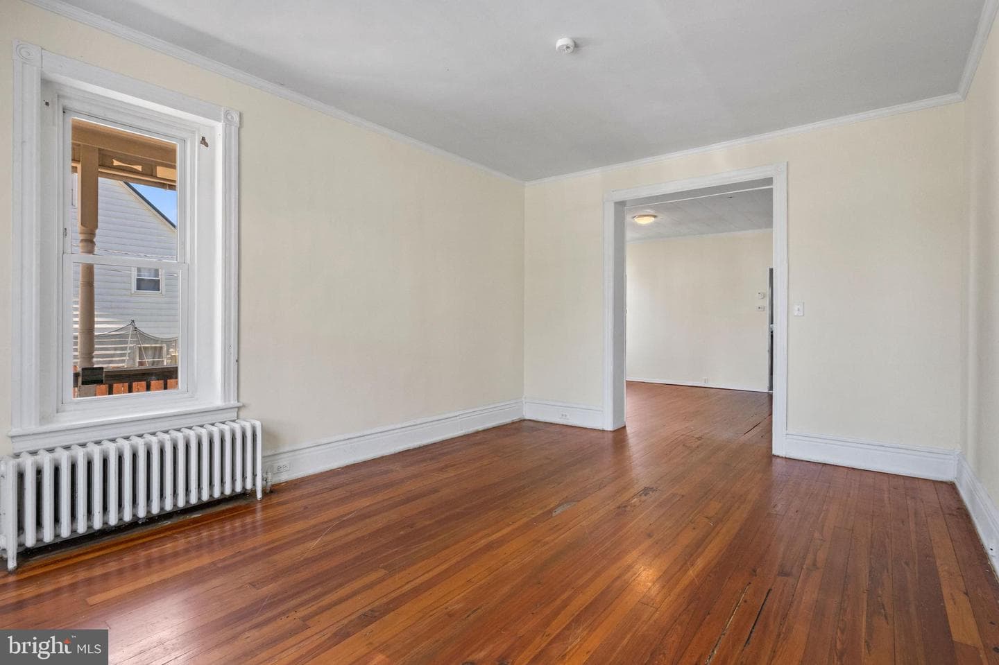 414 W Walnut Street photo 6