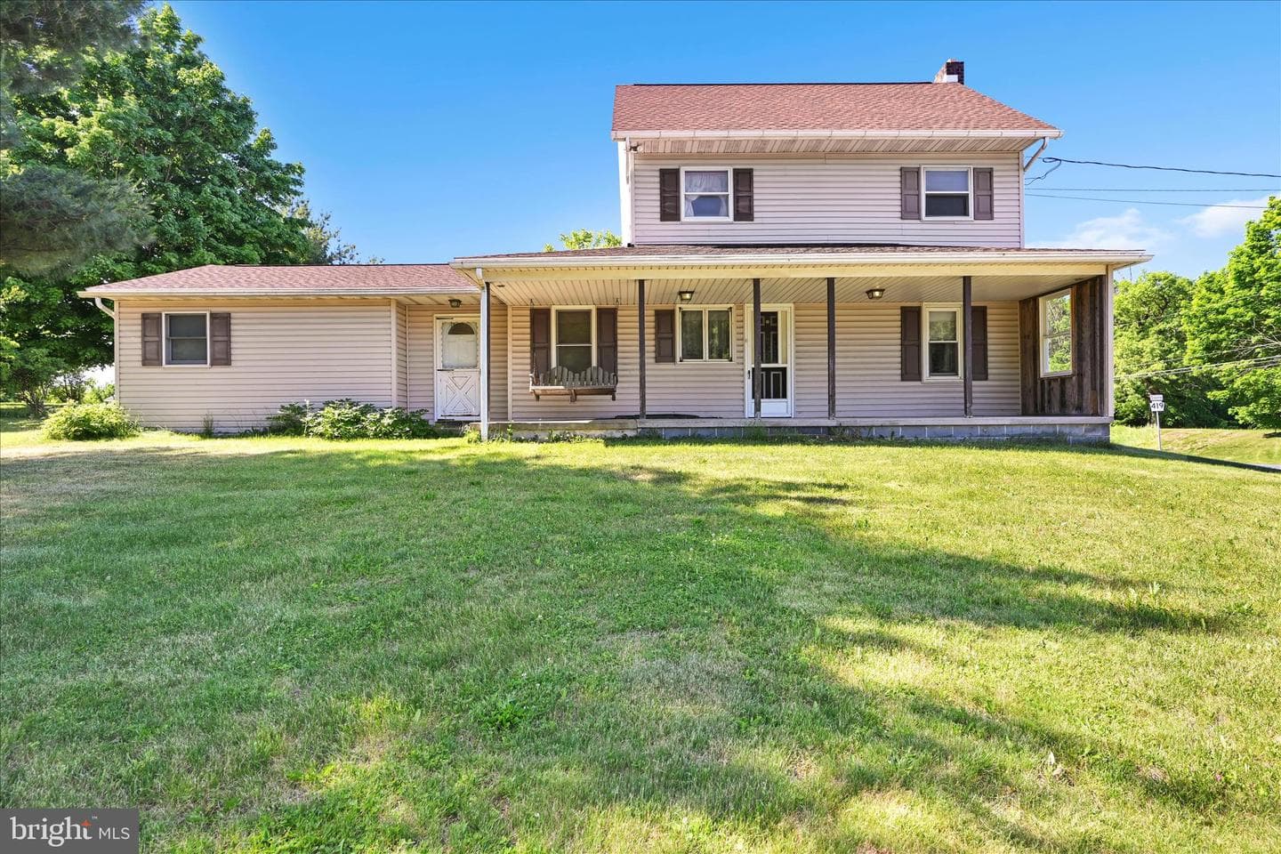5235 Four Point Road photo 1