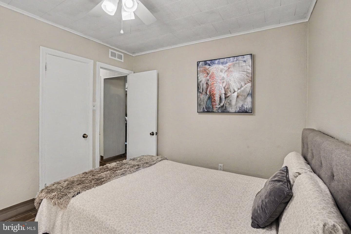 815 Park Avenue photo 17