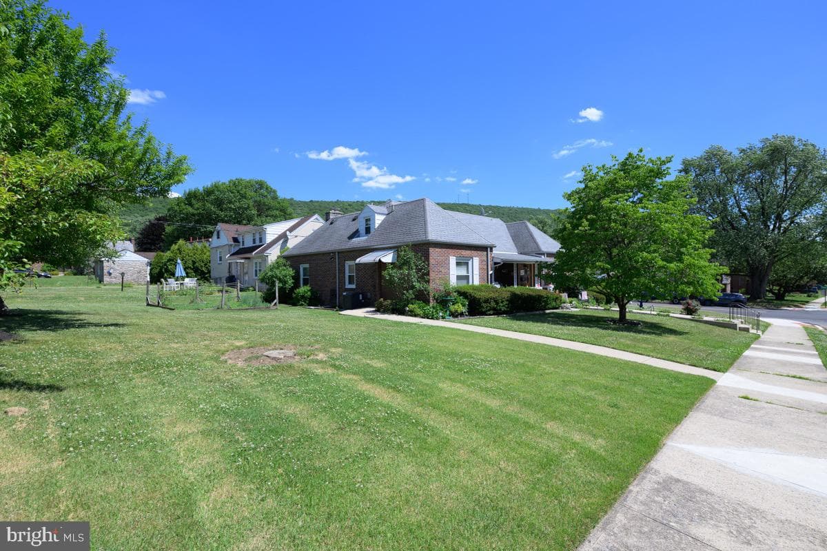 1901 N 15th Street photo 43