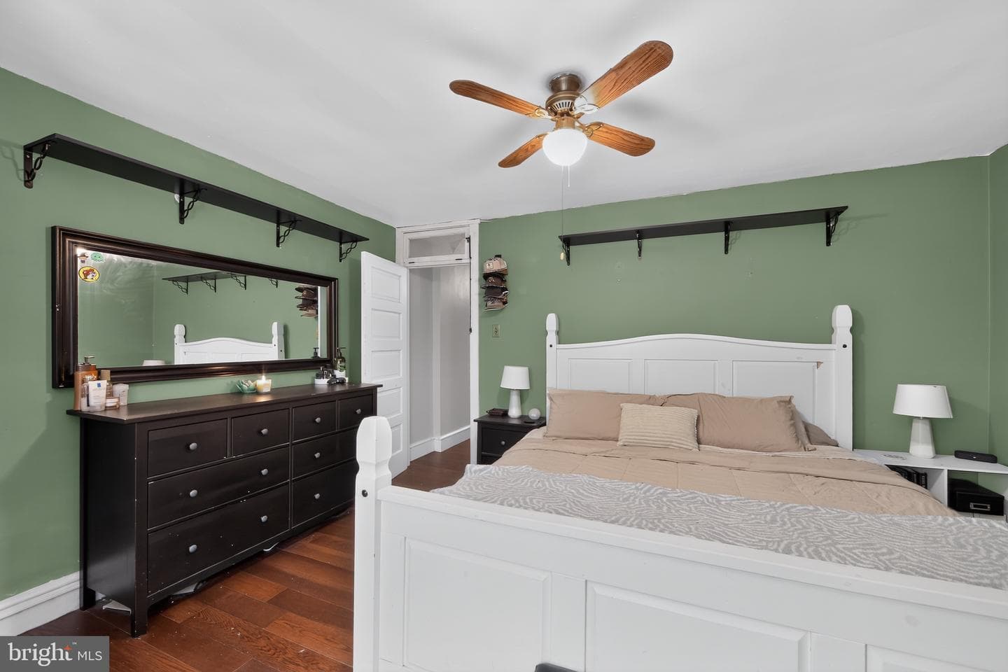 352 S Reading Avenue photo 11
