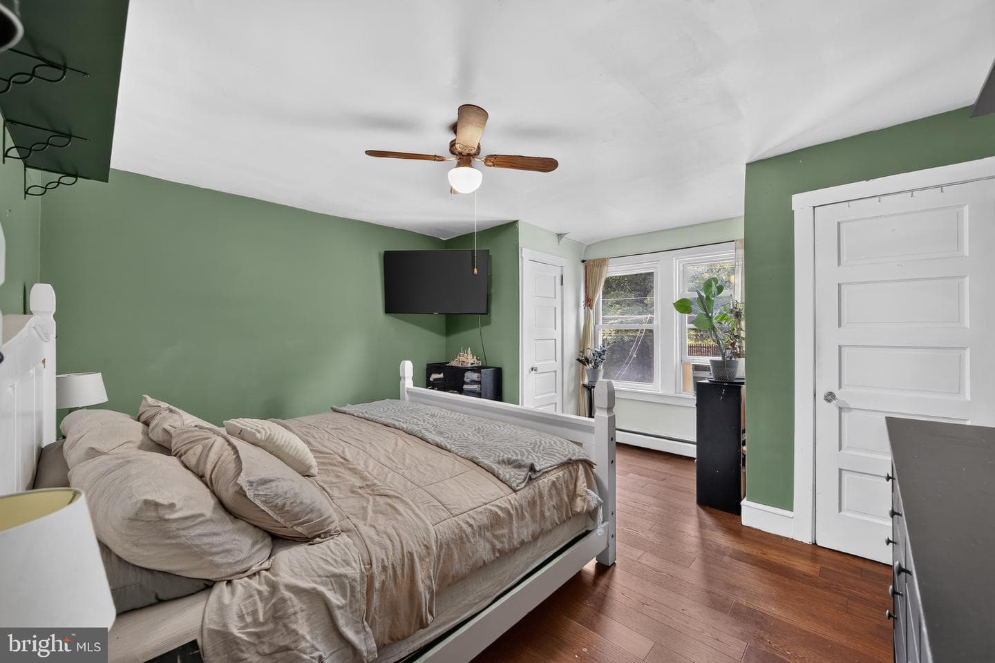 352 S Reading Avenue photo 12