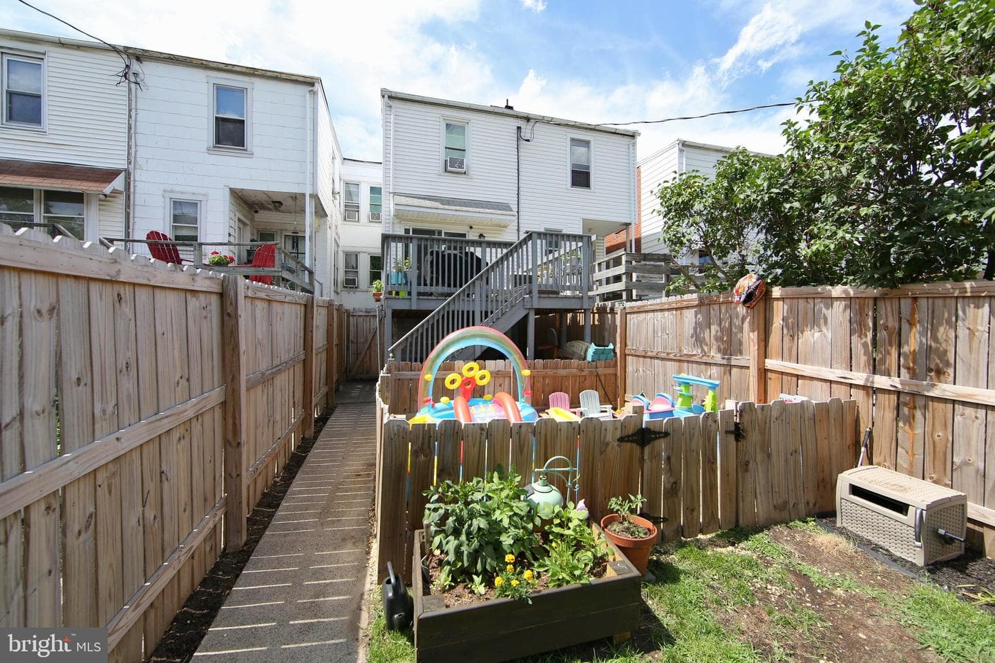 352 S Reading Avenue photo 26