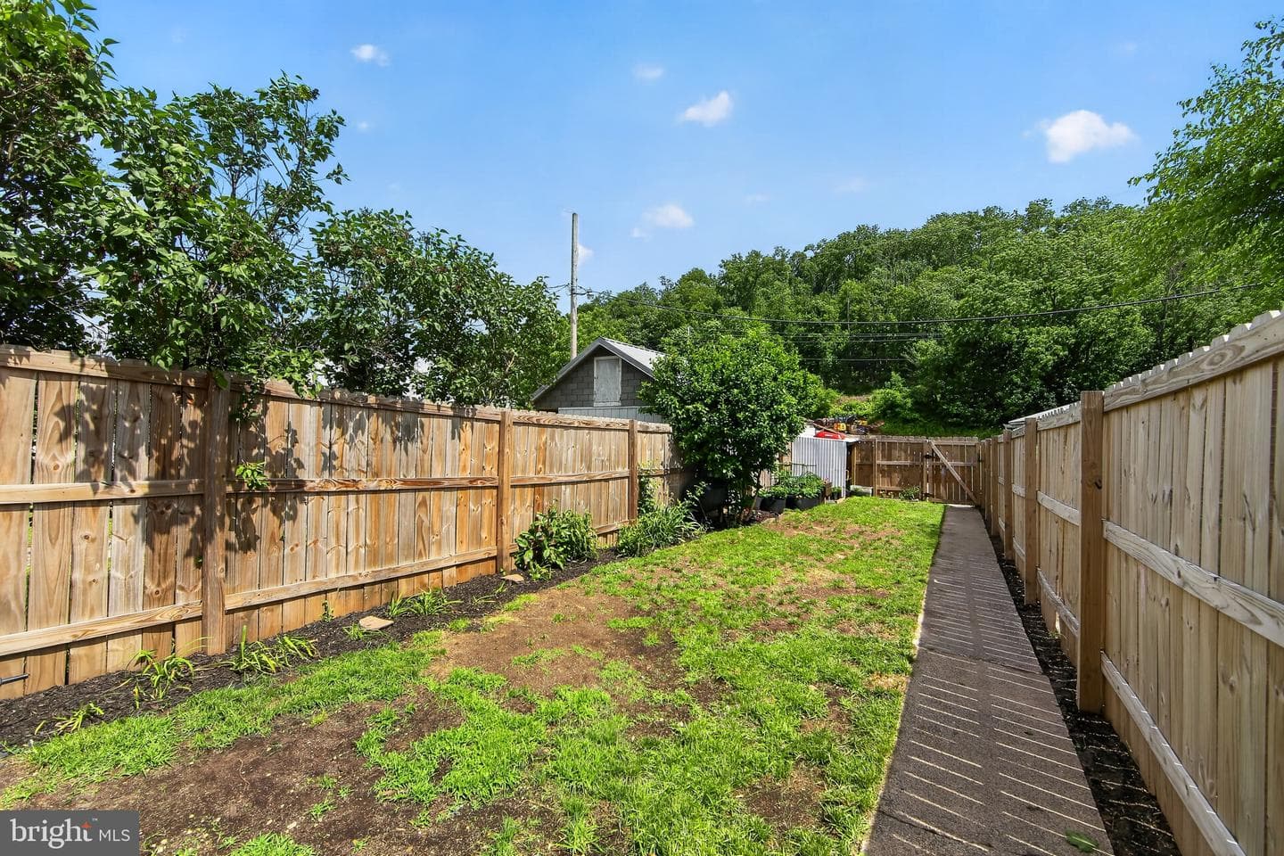 352 S Reading Avenue photo 29