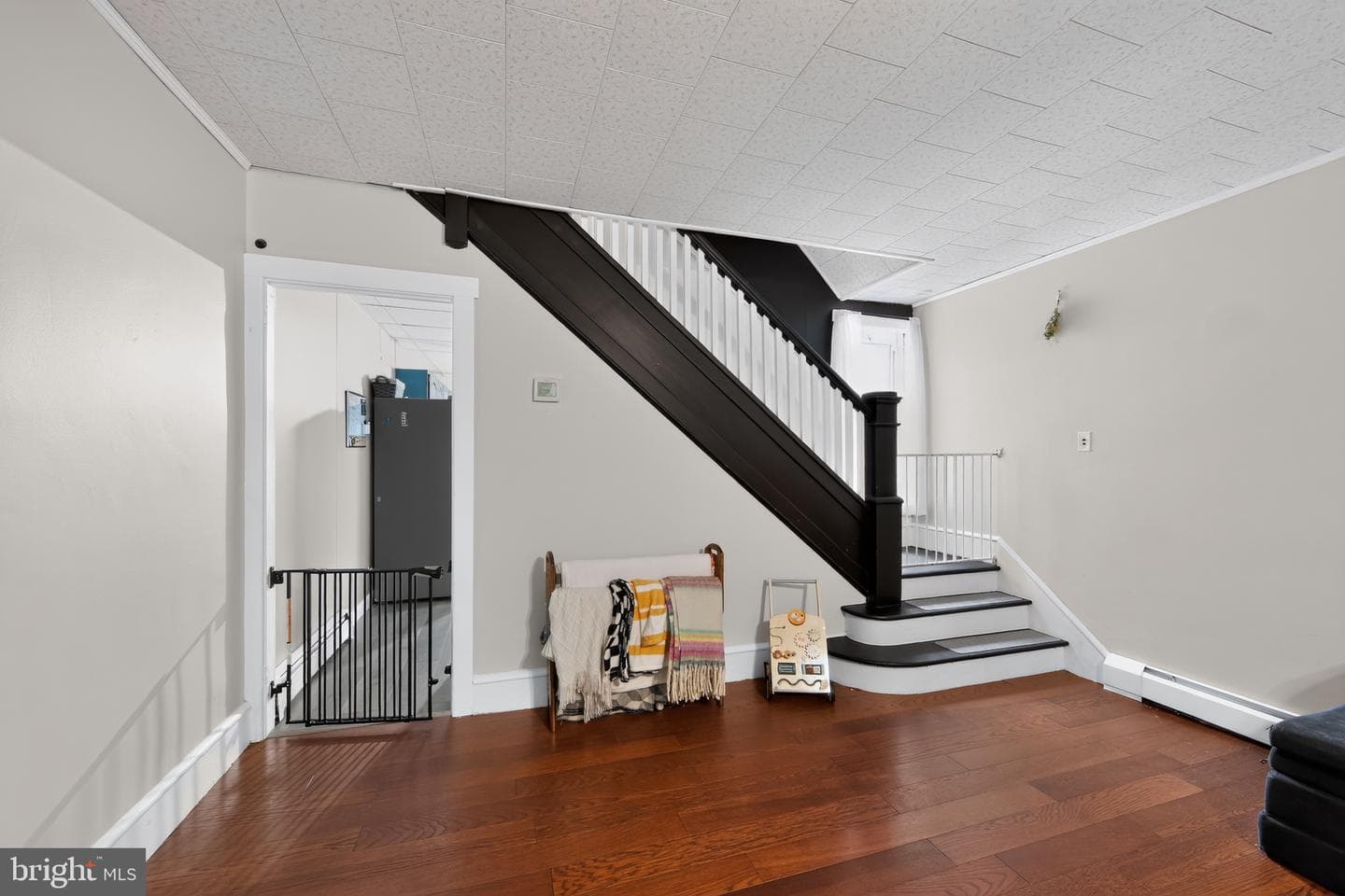 352 S Reading Avenue photo 3