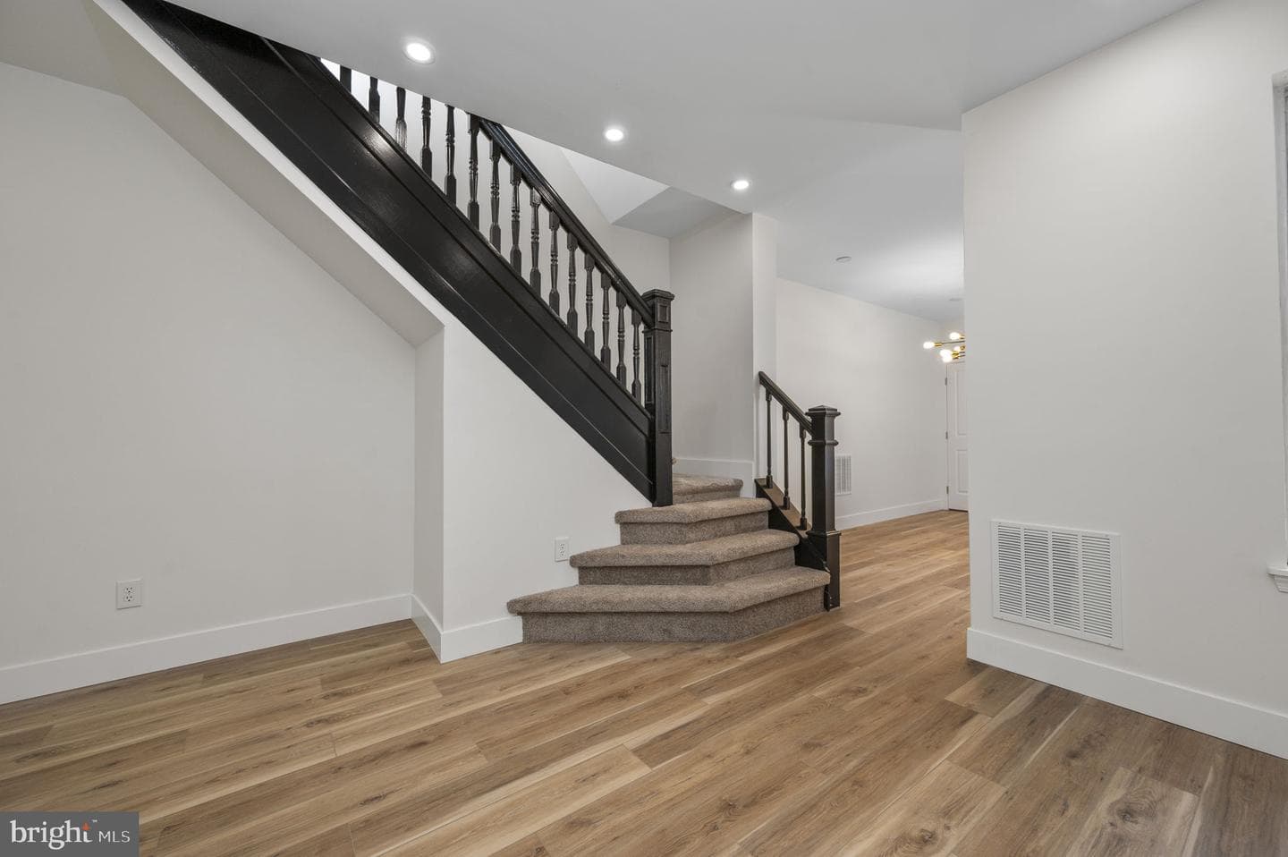 427 Chestnut Street photo 5