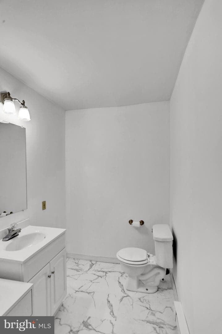 238 Penn Street photo 10