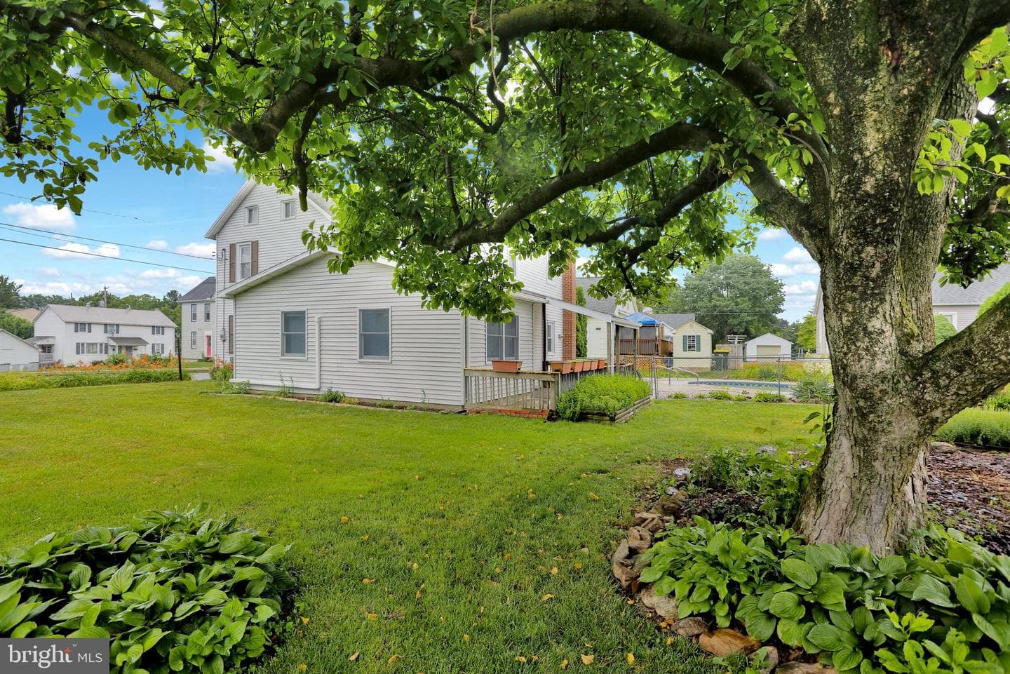 238 Penn Street photo 22