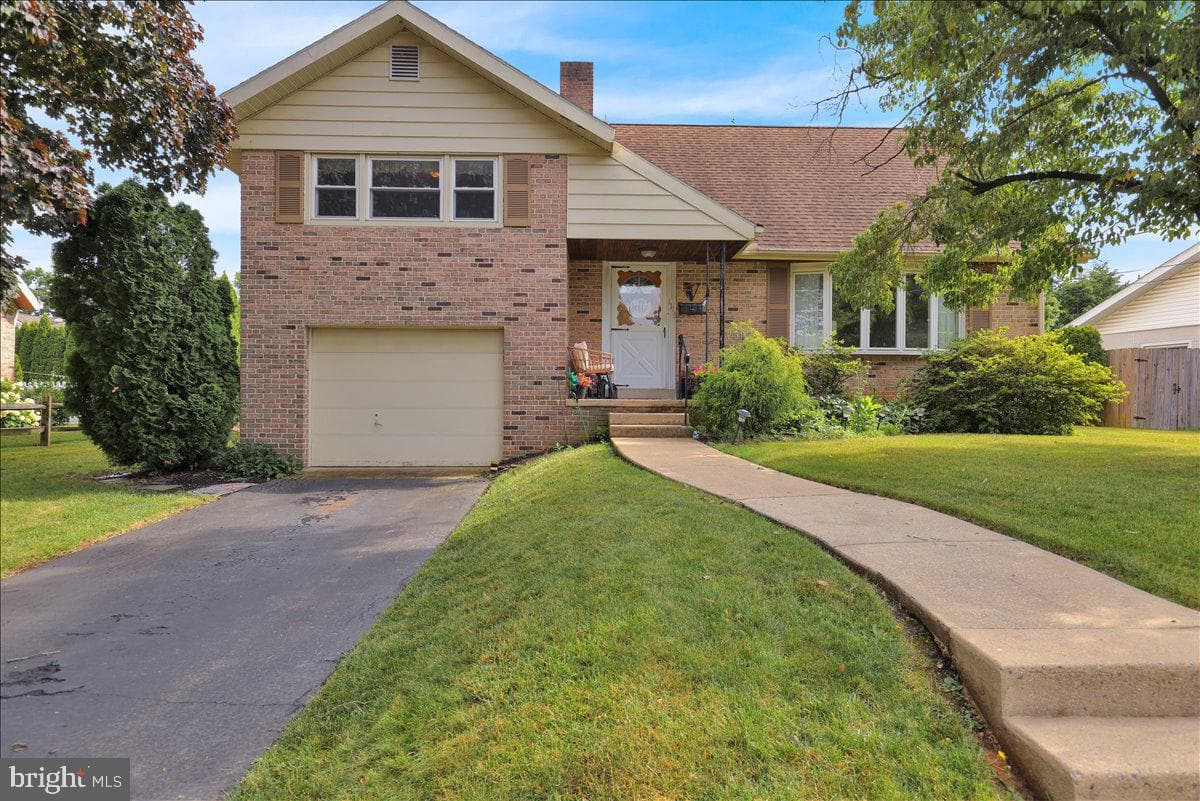 1116 Dogwood Drive photo 1