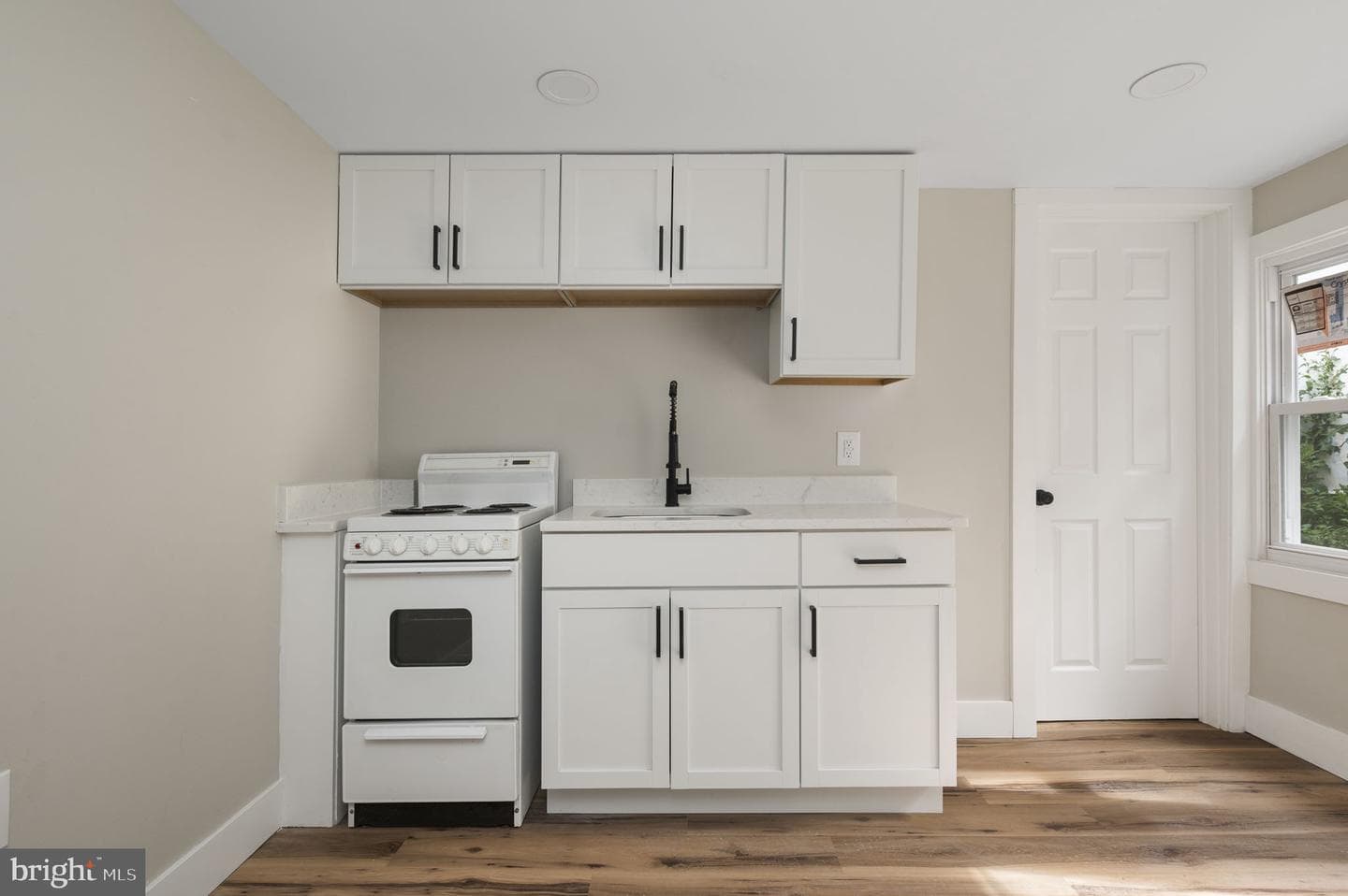 1038 Walnut Street photo 12