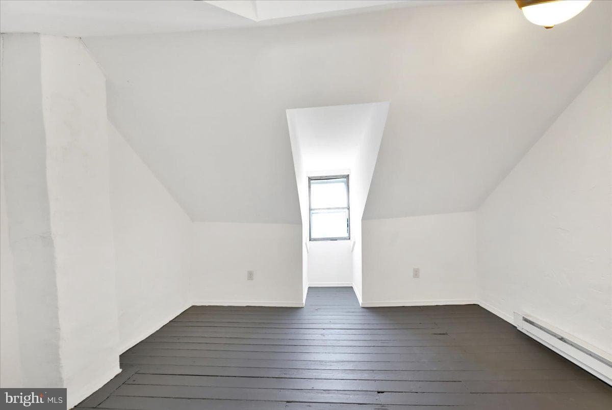 1348 Muhlenberg Street photo 14