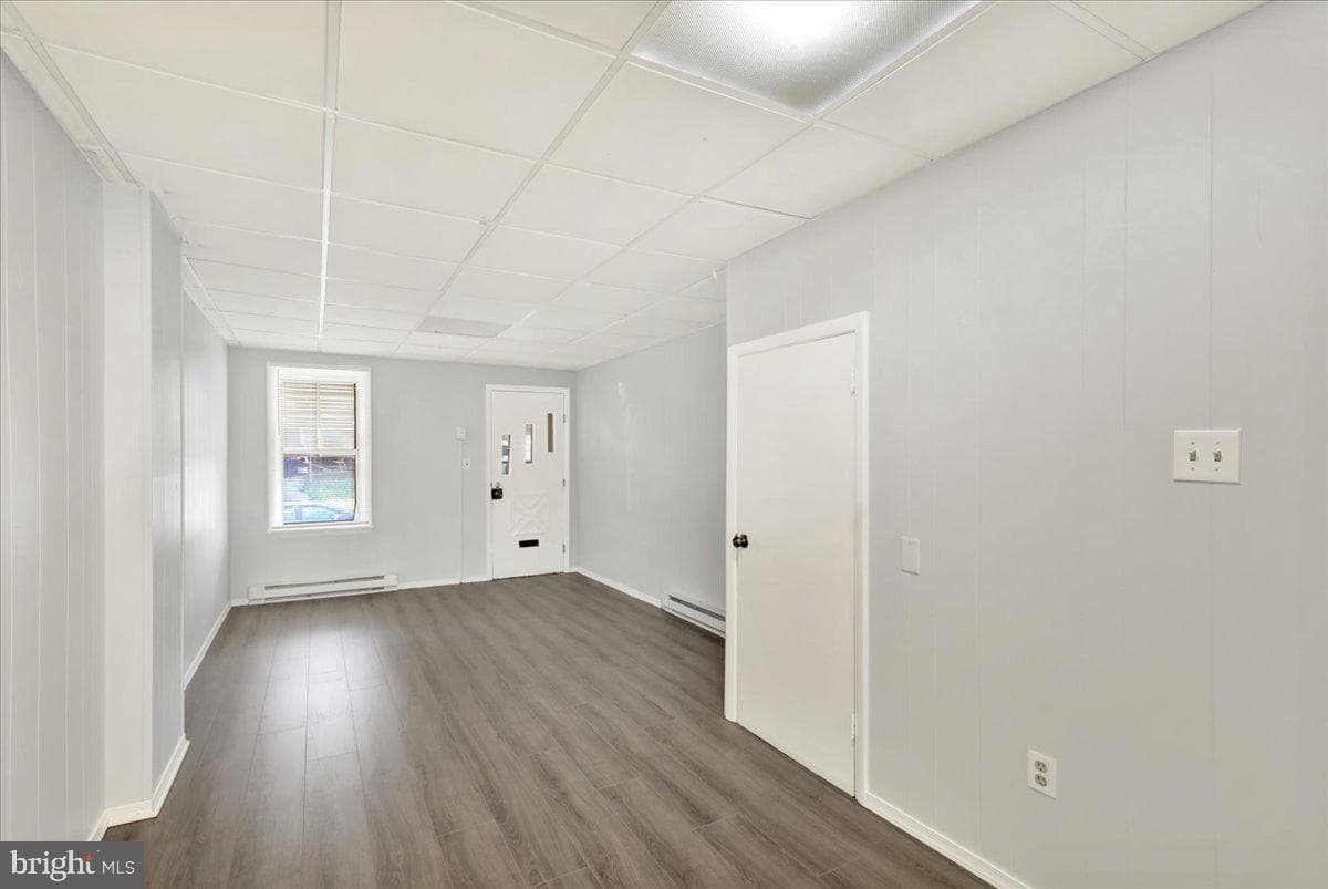 1348 Muhlenberg Street photo 3