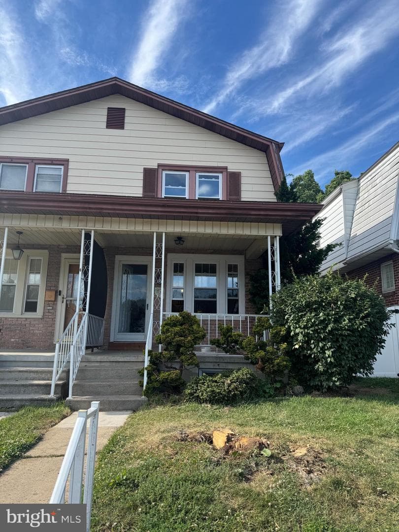 2139 Cleveland Av, West Lawn