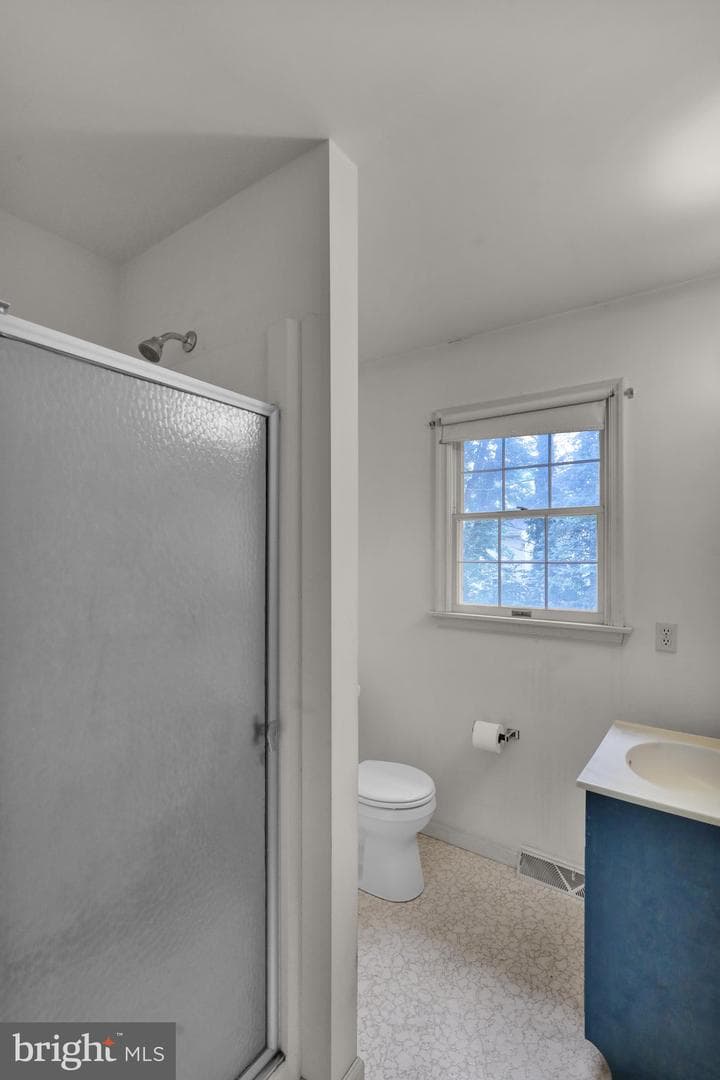 2104 Gring Drive photo 27