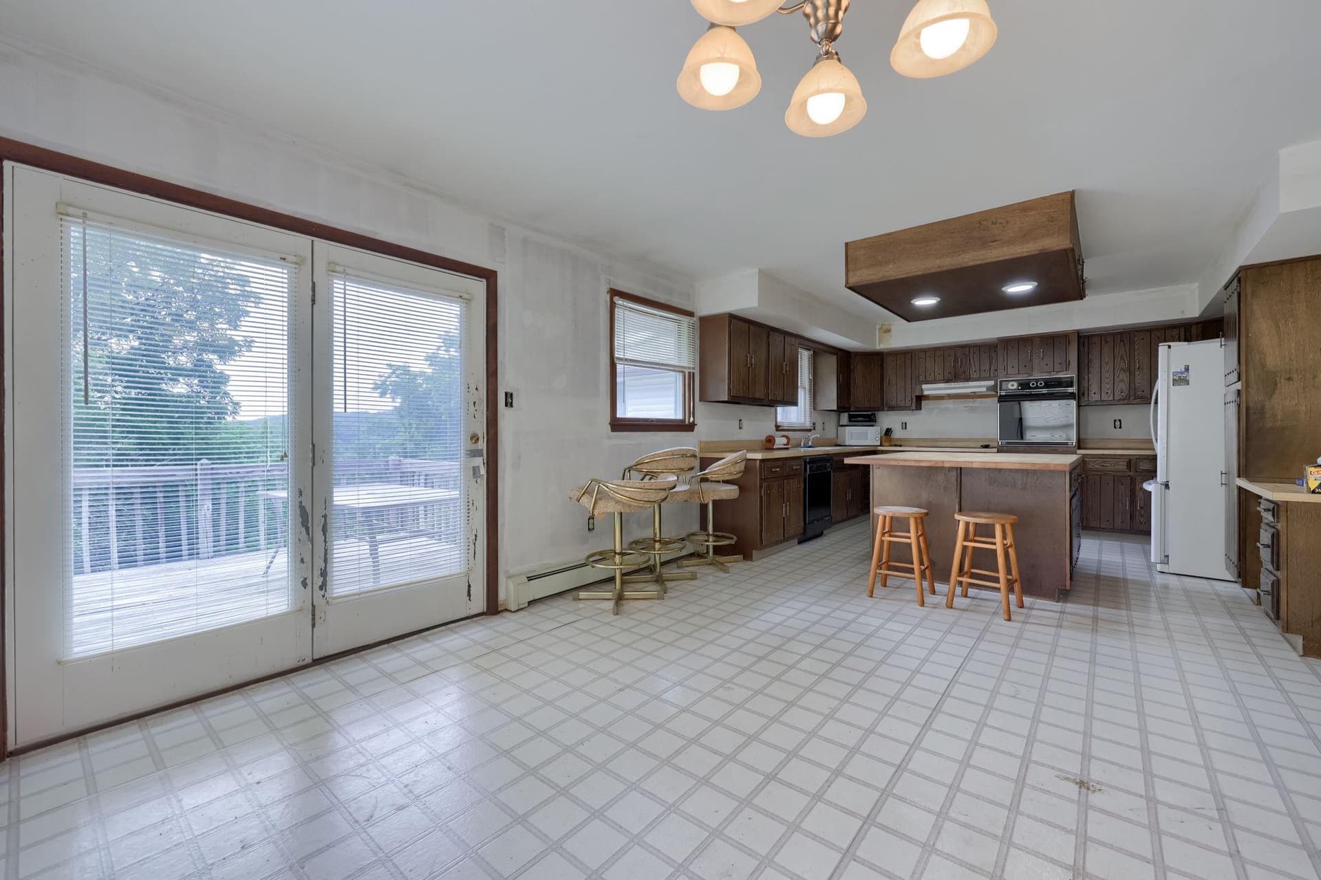 49 Preston Road photo 13