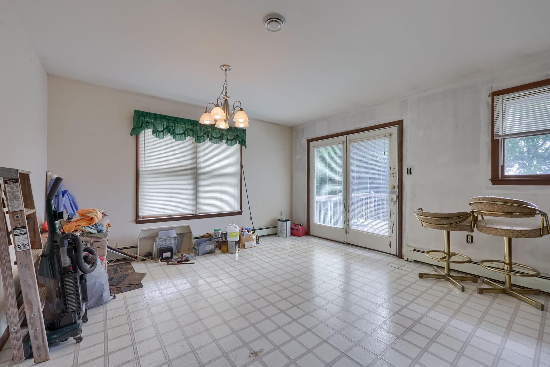 49 Preston Road photo 14