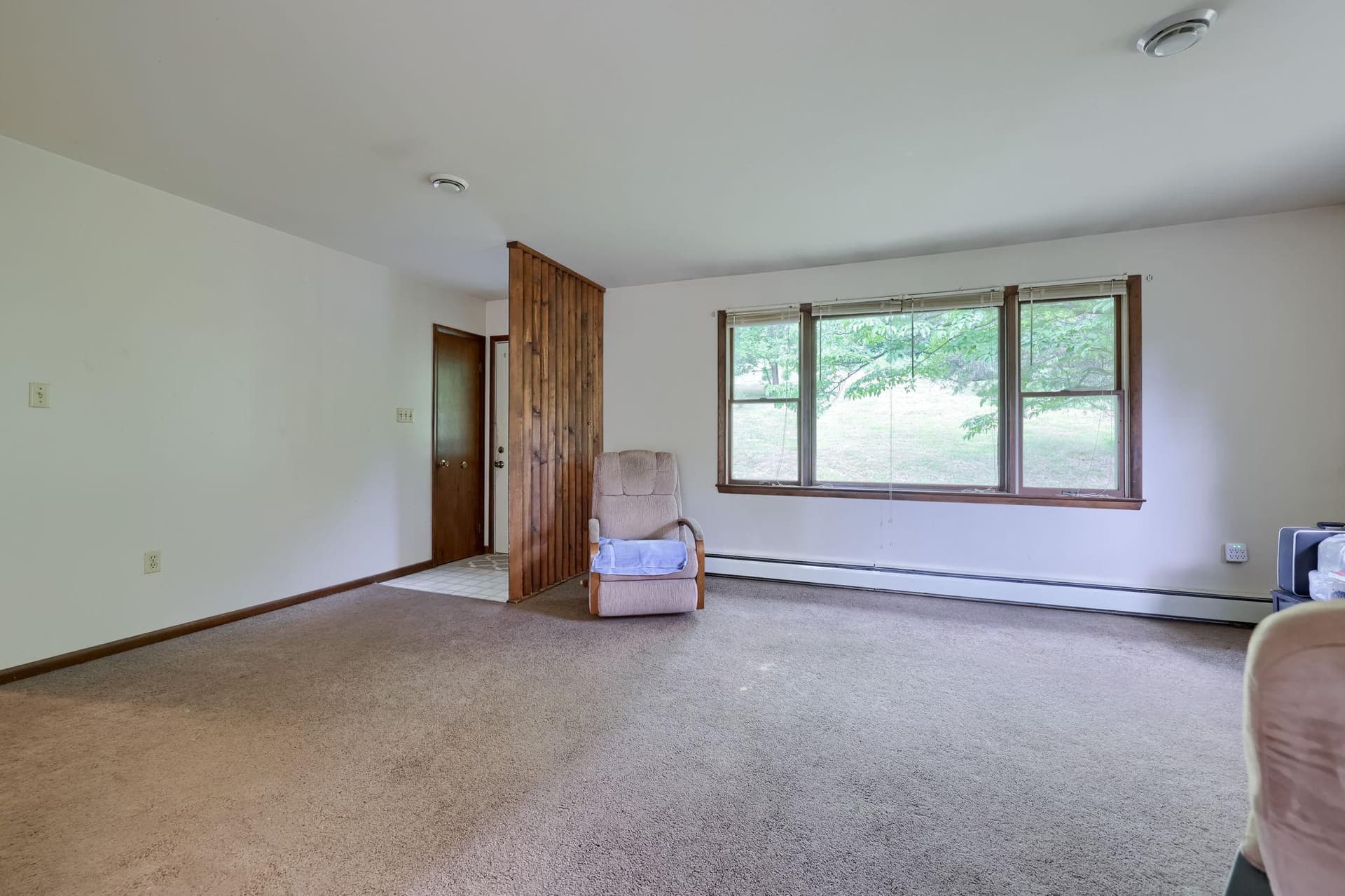 49 Preston Road photo 8