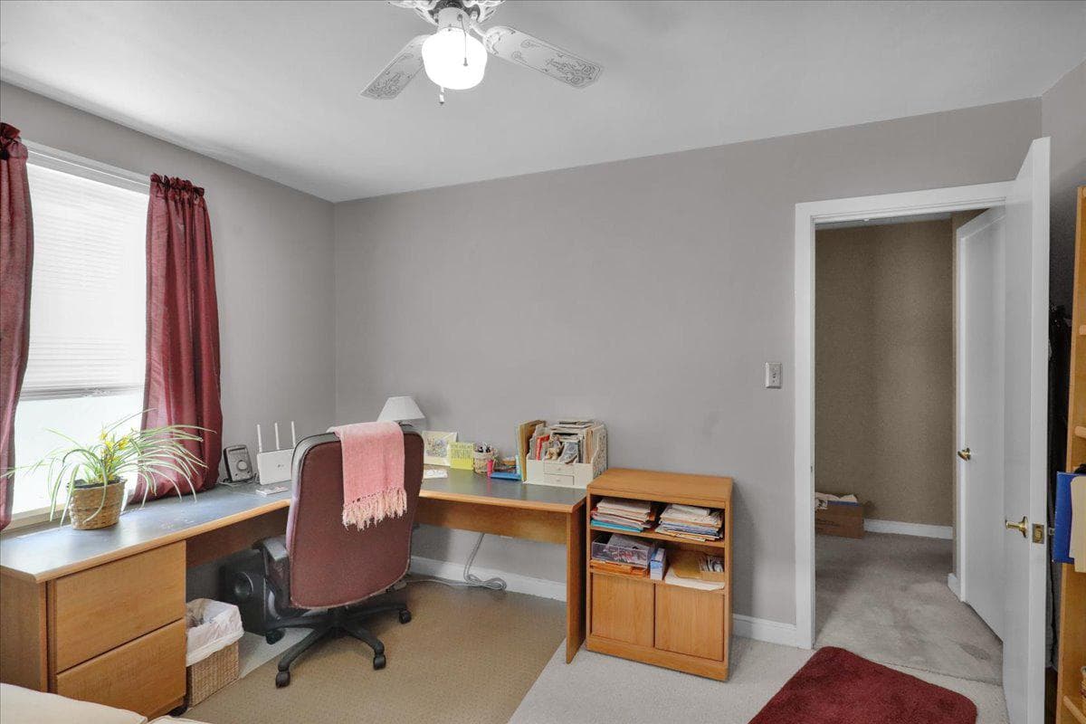 61 Weaver Lane photo 17