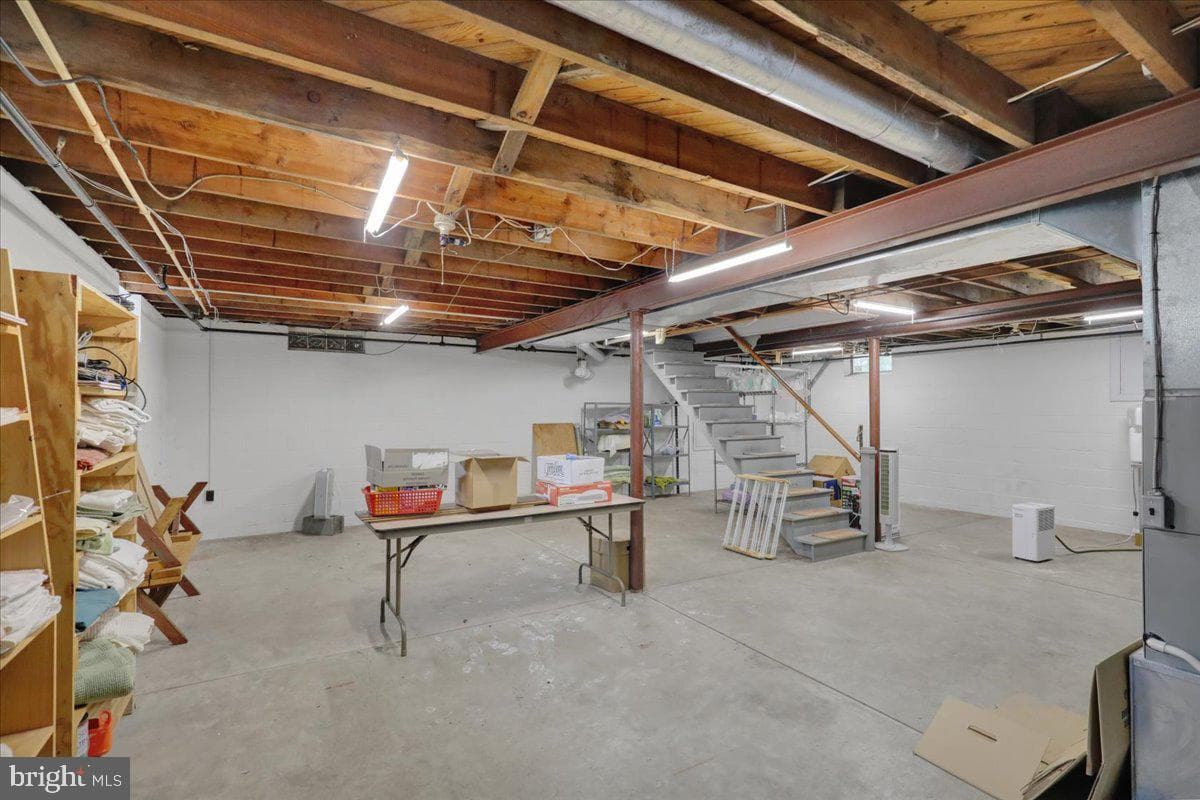61 Weaver Lane photo 30