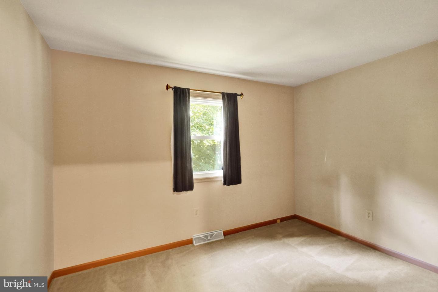 10 Maplewood Avenue #5a photo 16