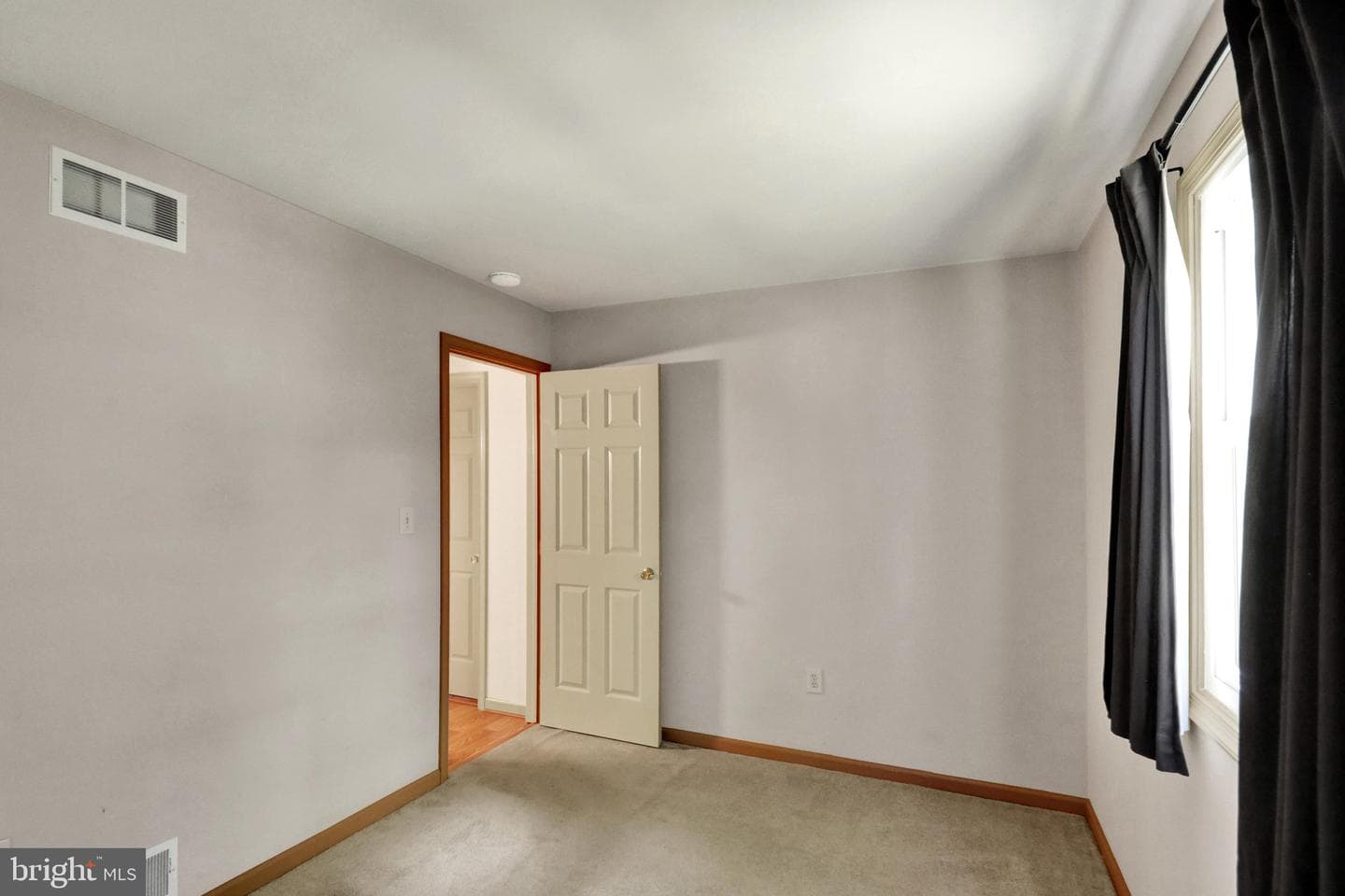 10 Maplewood Avenue #5a photo 18