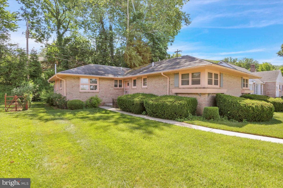 1815 N 16th Street, Reading