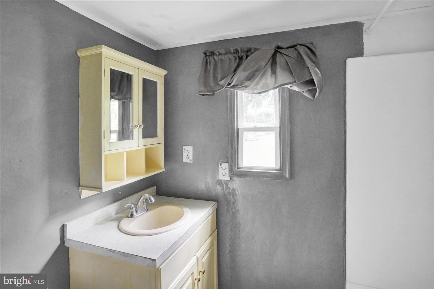 746 River Road photo 18
