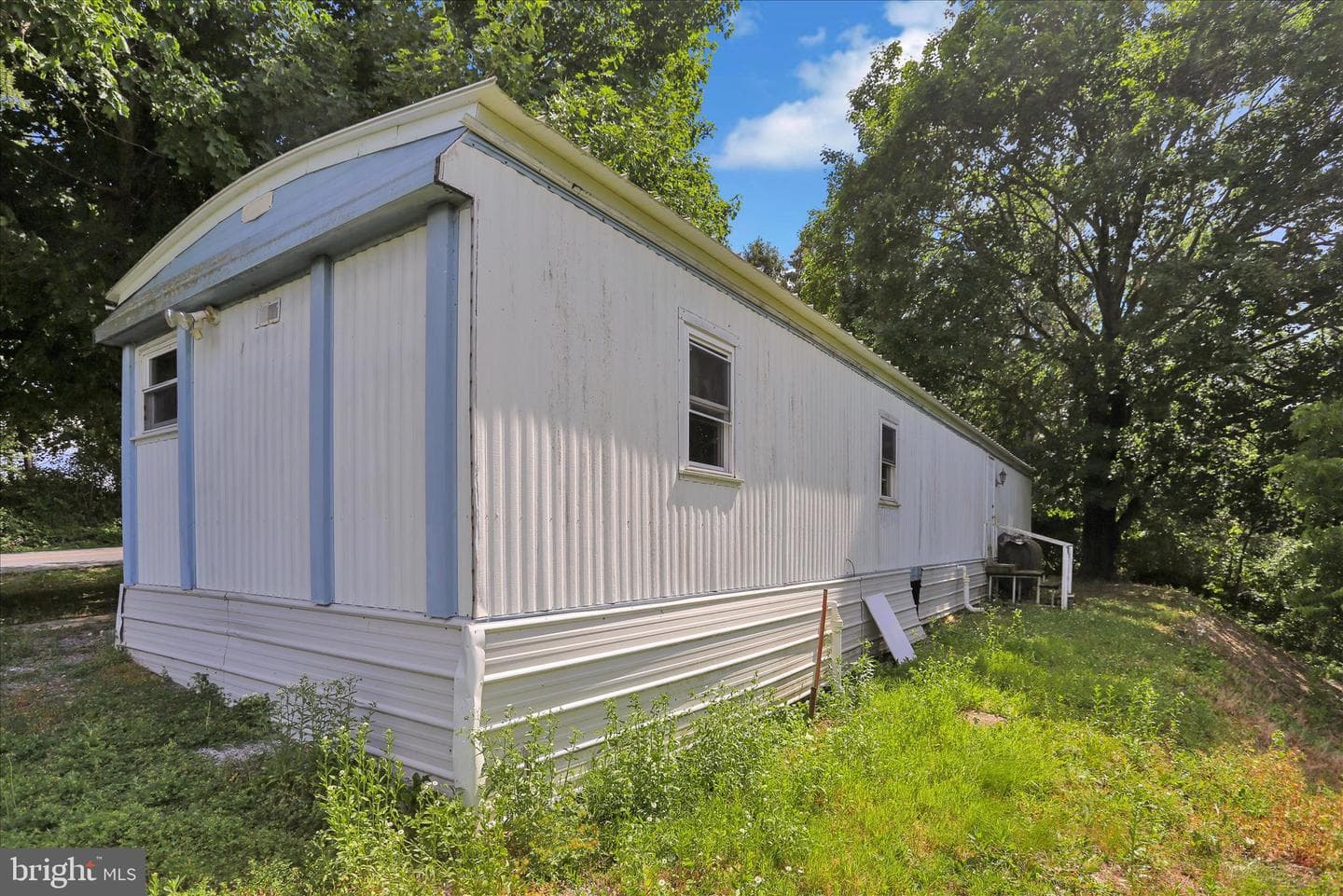 746 River Road photo 4
