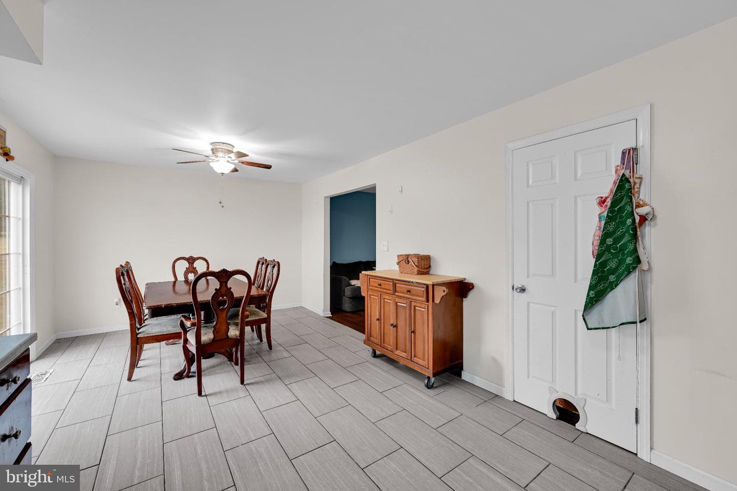 387 Oneida Drive photo 11