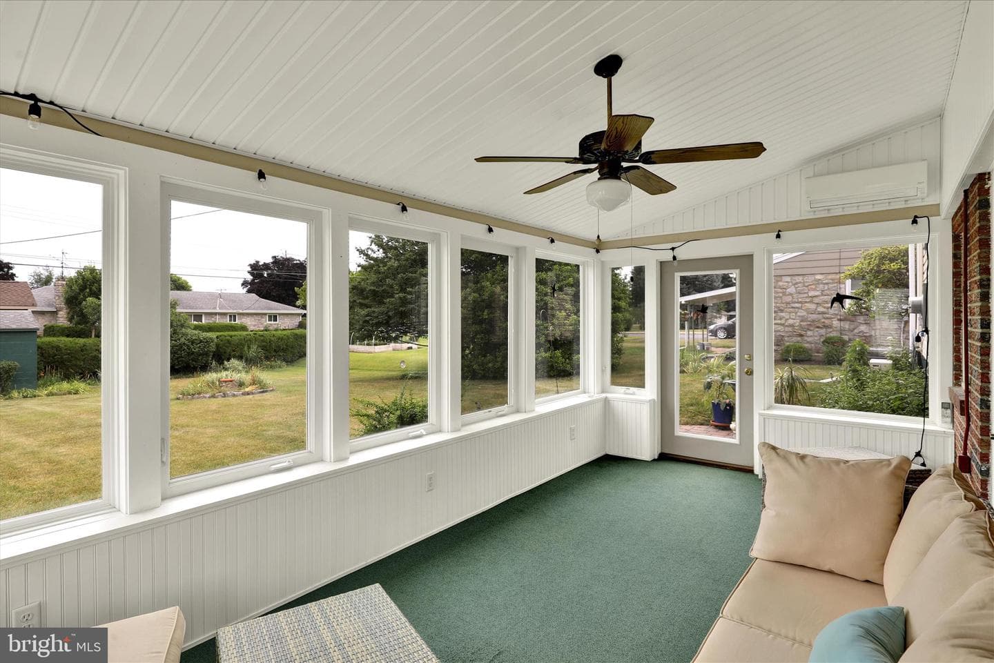 307 W Somerset Street photo 10