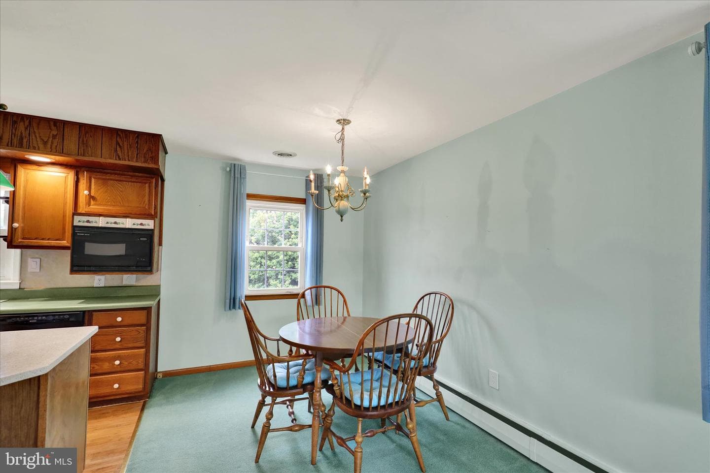 307 W Somerset Street photo 6