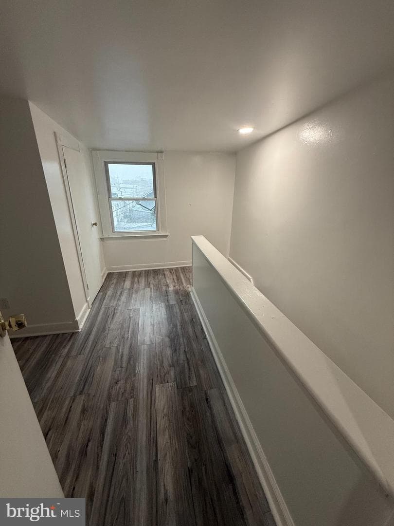 431 W Greenwich Street photo 12