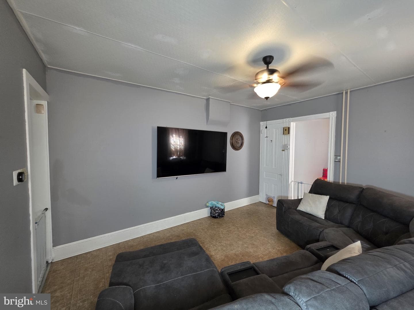 1133 Douglass Street photo 12