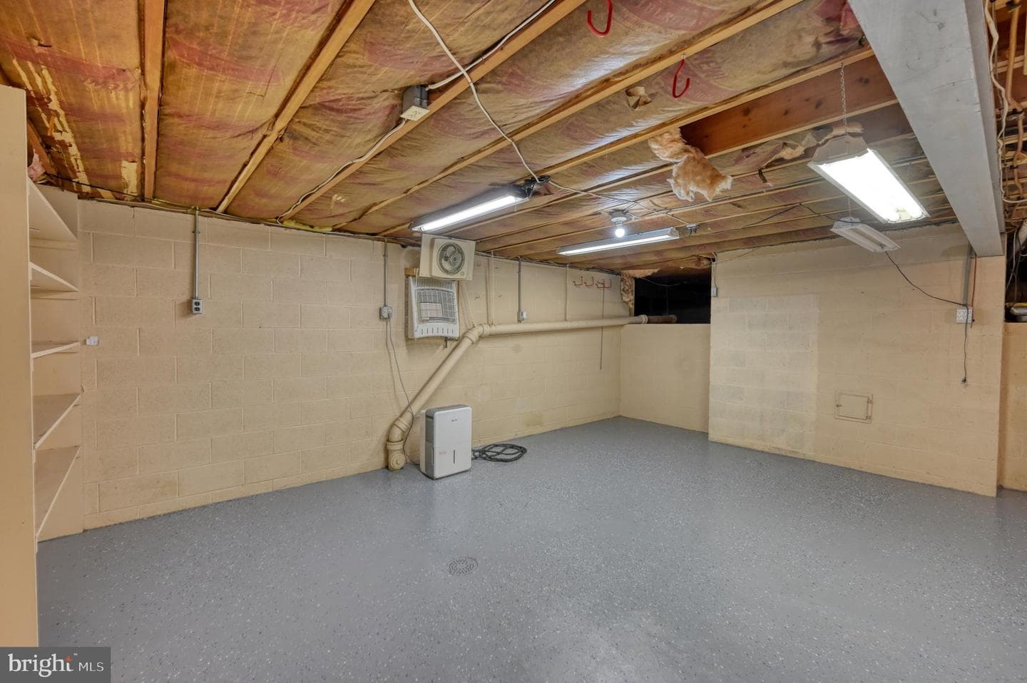 10 E Lincoln Avenue photo 25