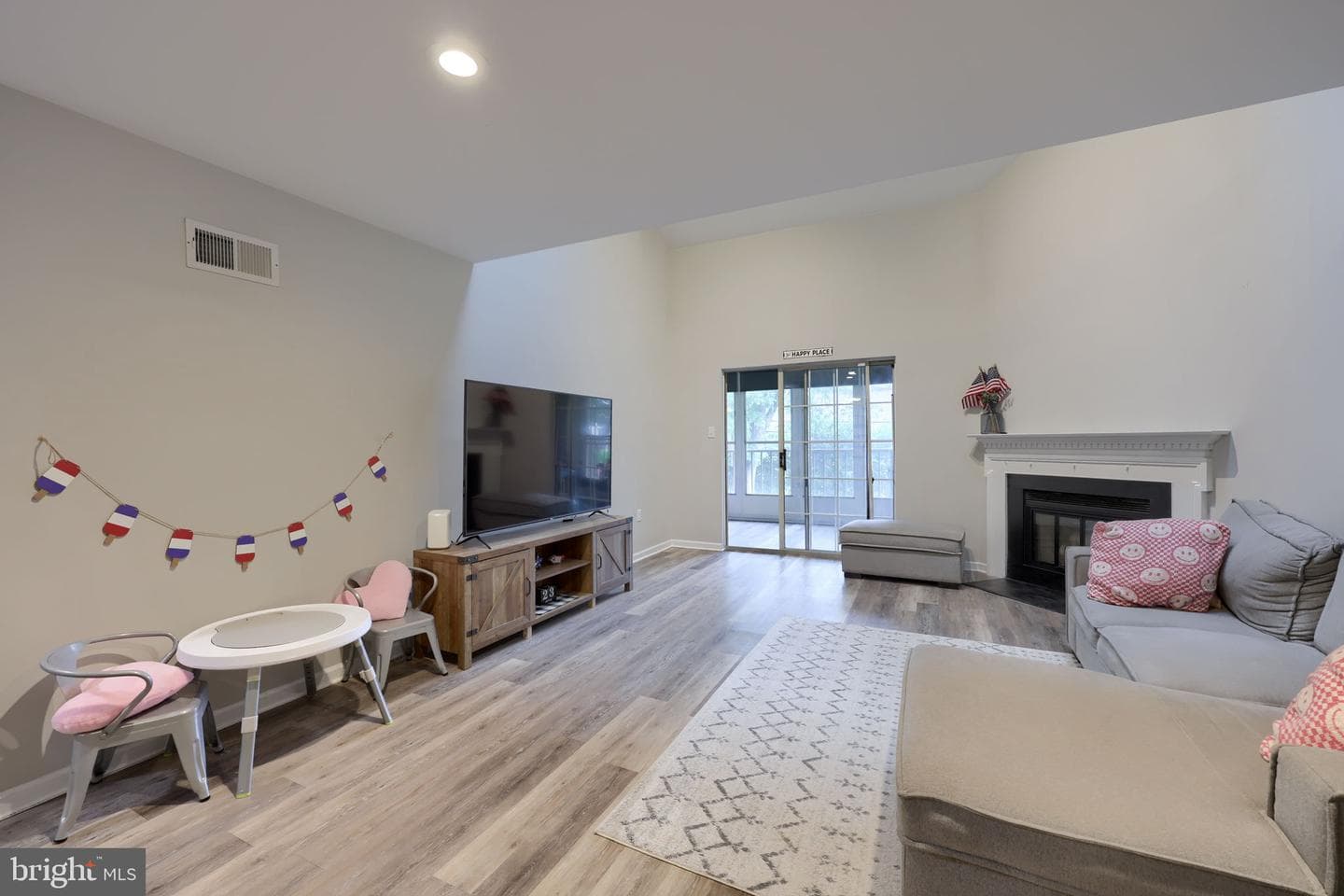 118 Valley Greene Circle photo 15
