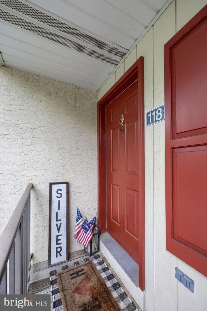 118 Valley Greene Circle photo 4