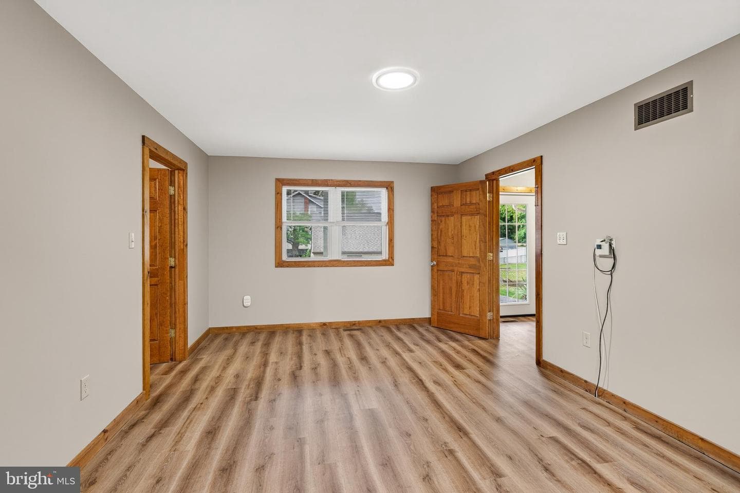 540 Church Road photo 25