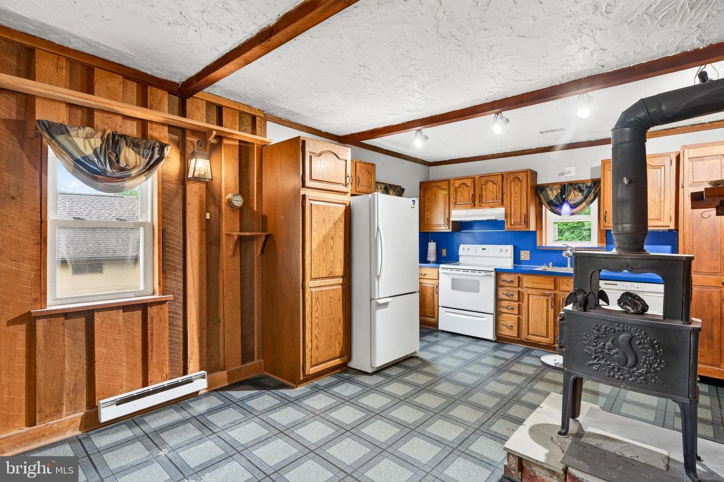 540 Church Road photo 9