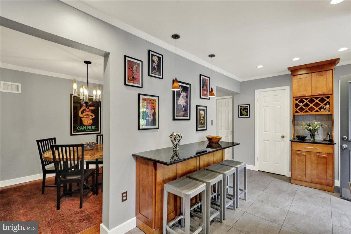 2805 Sturbridge Court photo 10