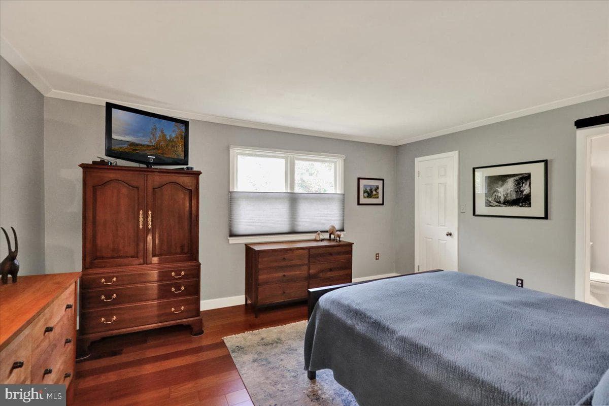 2805 Sturbridge Court photo 18