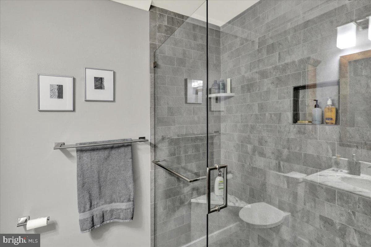 2805 Sturbridge Court photo 20