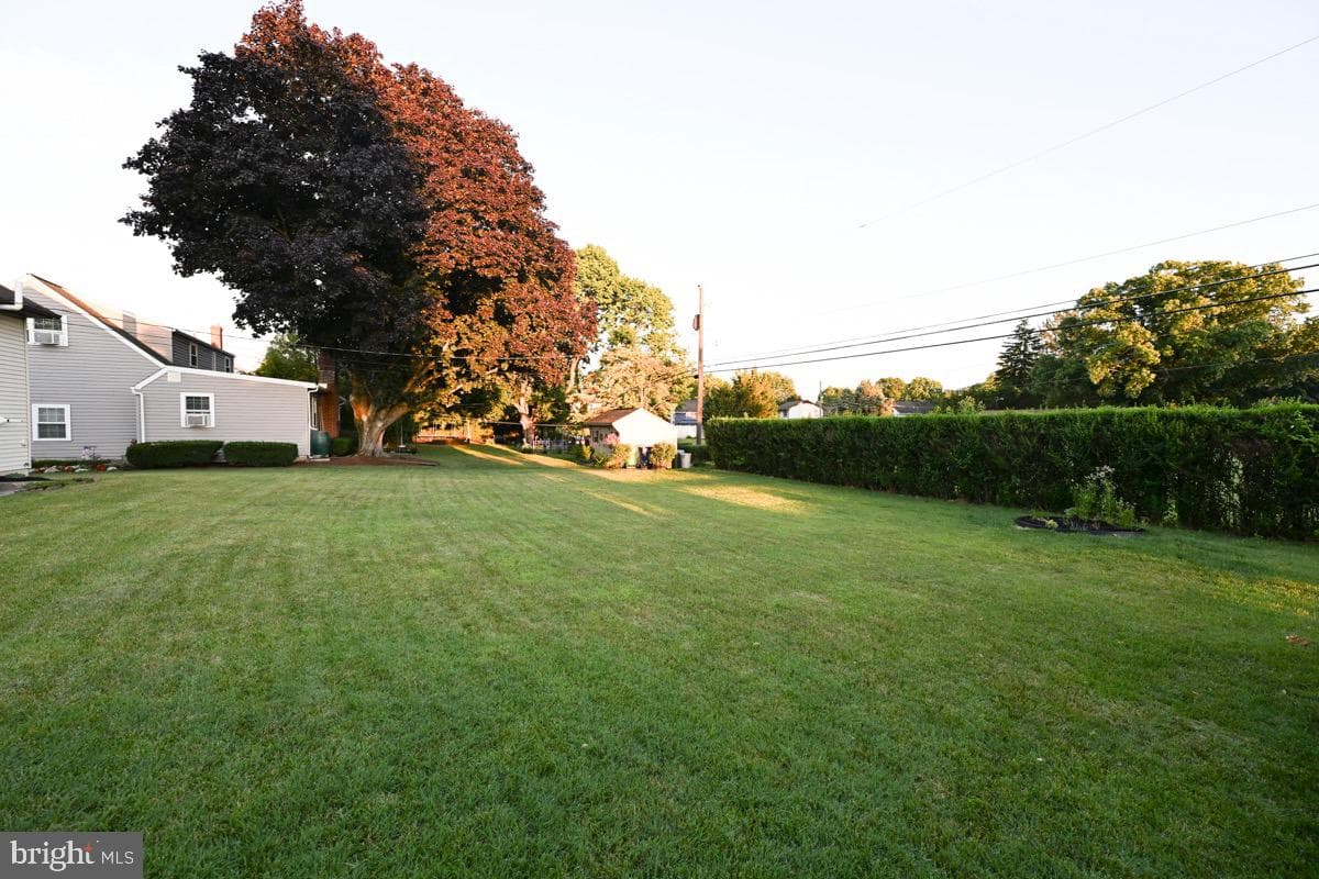 2708 Tennyson Avenue photo 7