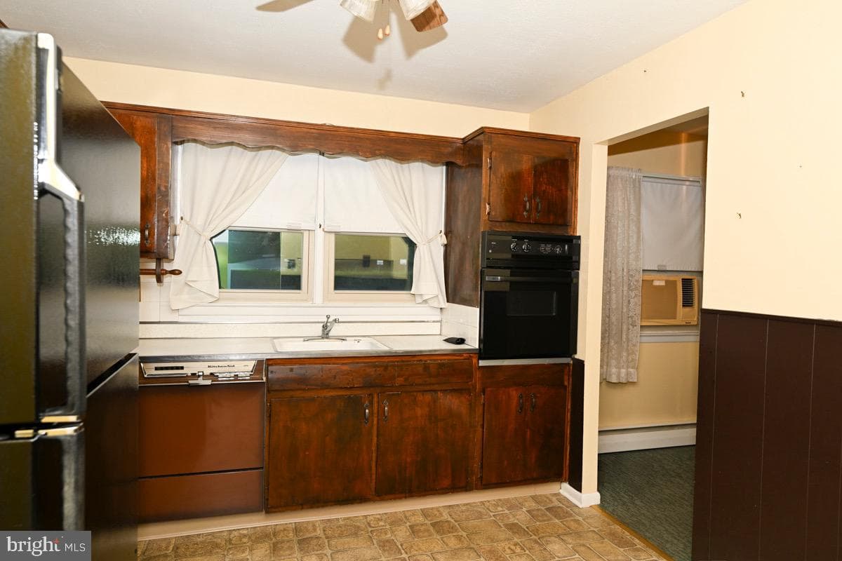 2708 Tennyson Avenue photo 8