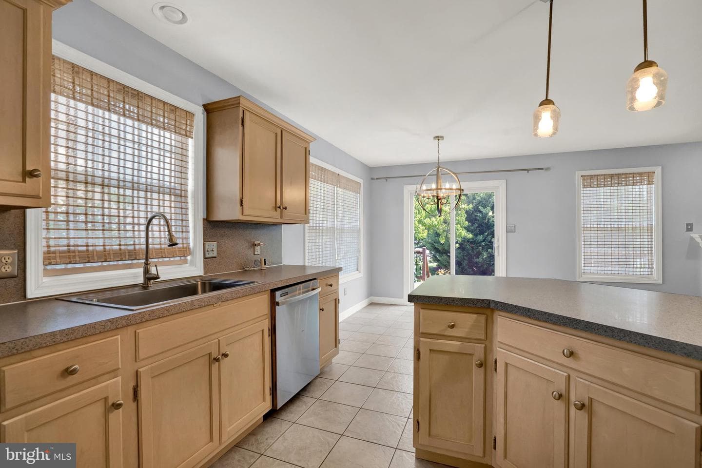 1 Ontario Drive photo 12