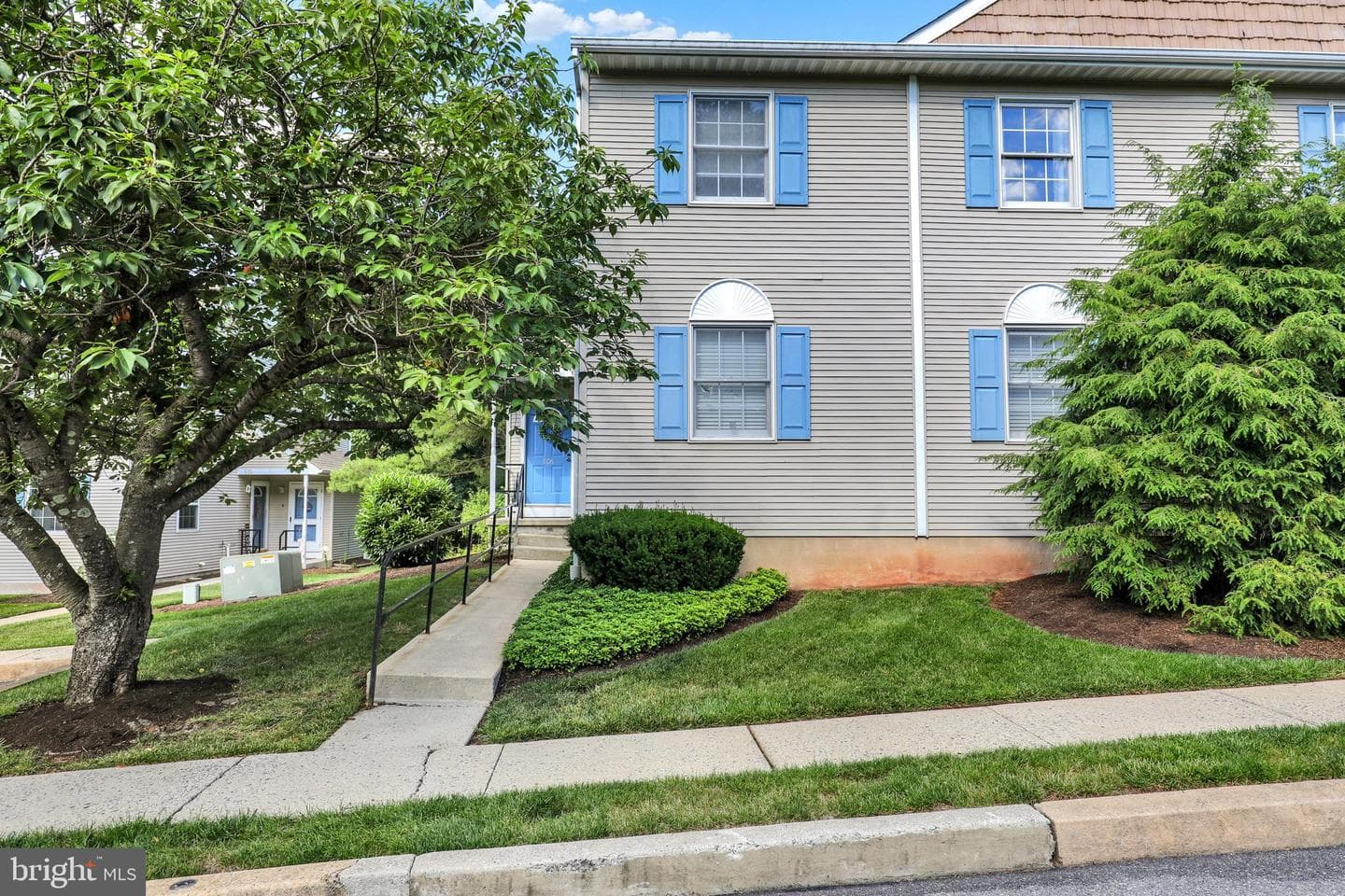 606 Maplewood Avenue, Mohnton