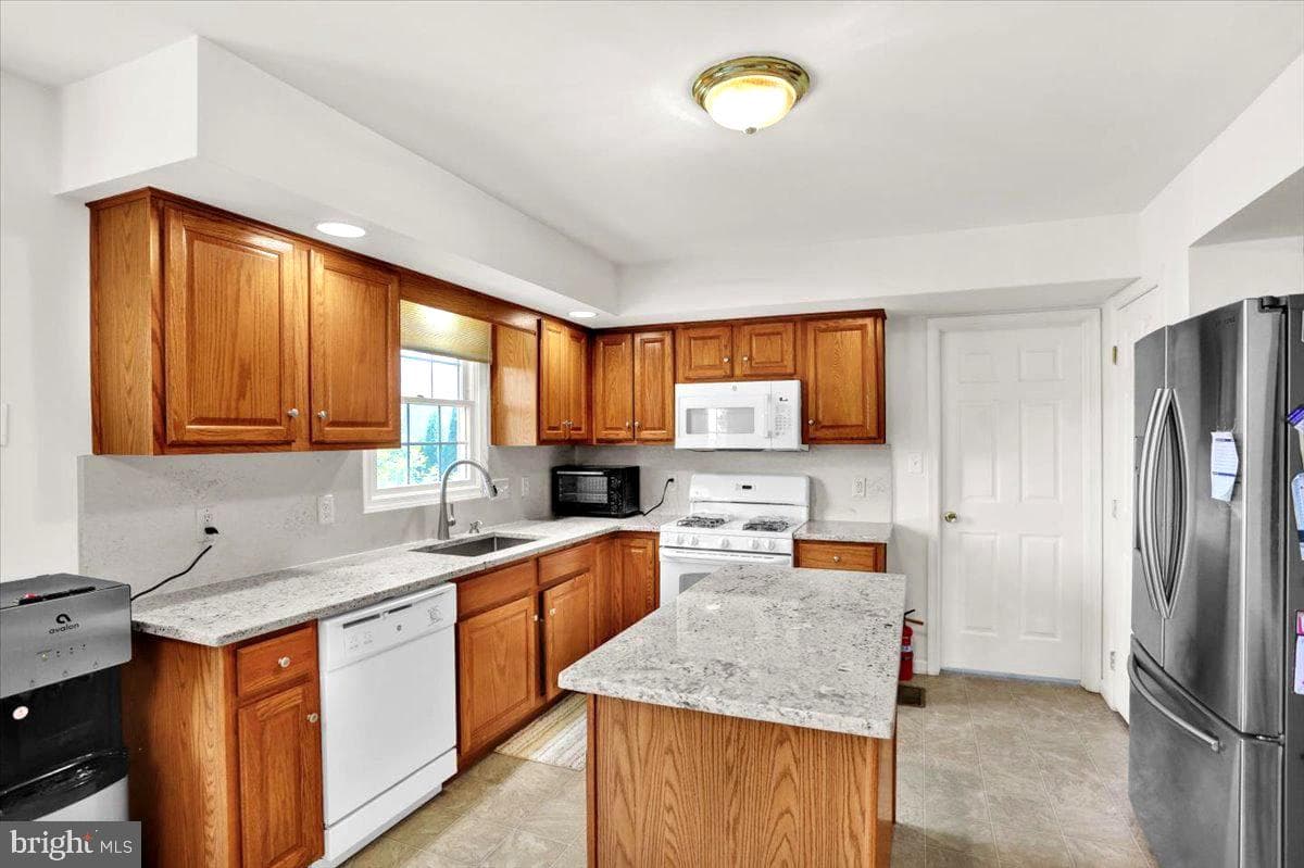 72 Sawgrass Drive photo 8